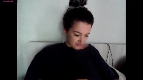 Snapshot of elisa_dove208 chatting on November 2025 09:22:01 AM elisa_dove208 online show from November 2025 09:22:01 AM