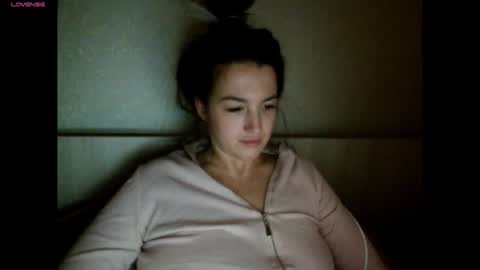 Snapshot of elisa_dove208 chatting on November 2025 12:21:01 AM elisa_dove208 online show from November 2025 12:21:01 AM