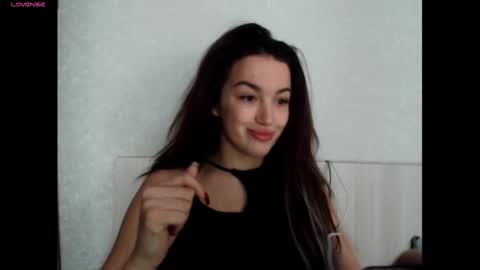 elisa_dove208 online show from January 2026 09:33:02 AM