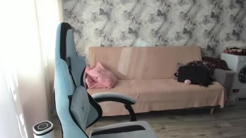 Aletta Oushen online show from September 2025 10:09:02 AM