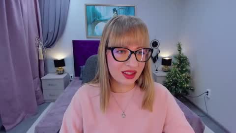 Snapshot of elisabethmills chatting on January 2025 04:16:02 PM Elisabeth online show from January 2025 04:16:02 PM