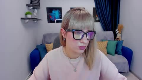 Snapshot of elisabethmills chatting on January 2025 11:12:02 AM Elisabeth online show from January 2025 11:12:02 AM