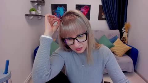 Snapshot of elisabethmills chatting on January 2025 04:47:01 PM Elisabeth online show from January 2025 04:47:01 PM