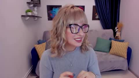 Snapshot of elisabethmills chatting on January 2025 04:37:01 PM Elisabeth online show from January 2025 04:37:01 PM