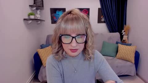 Snapshot of elisabethmills chatting on January 2025 07:40:01 PM Elisabeth online show from January 2025 07:40:01 PM