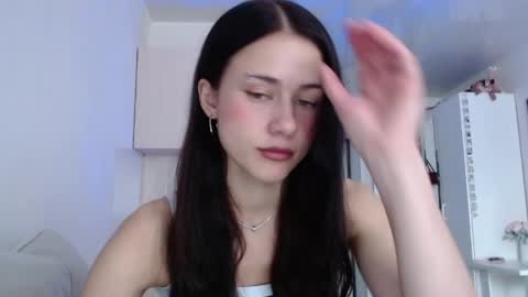 Snapshot of eliscuteblonde chatting on May 2026 05:59:02 AM Elis online show from May 2026 05:59:02 AM
