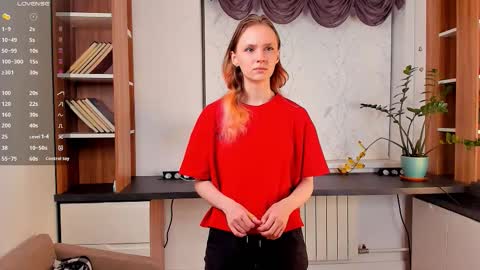 Snapshot of eliselauder chatting on November 2025 01:15:02 AM Viola online show from November 2025 01:15:02 AM