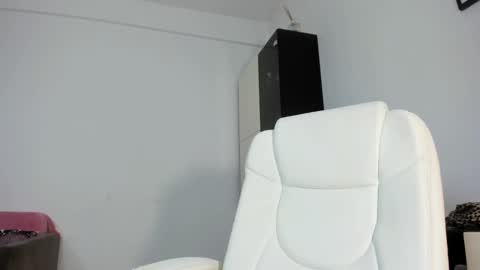 Elisa  Promotion   online show from February 2025 04:44:02 AM