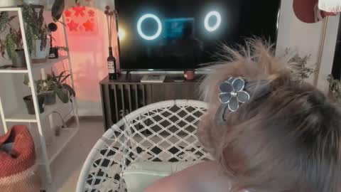 Snapshot of elitaaaa chatting on February 2026 01:15:01 AM eli online show from February 2026 01:15:01 AM