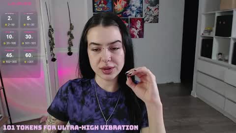 Ari online show from February 2025 02:31:02 PM