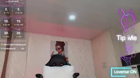 ELIZA online show from November 2025 08:22:01 PM