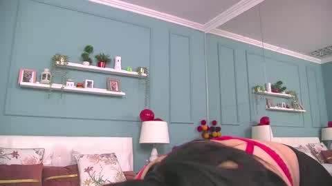 Eliza online show from February 2025 09:00:02 AM