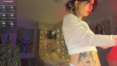 Elizabeth online show from December 2024 01:13:02 PM