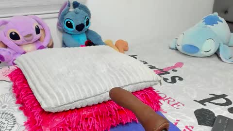 ELIZA online show from November 2025 03:05:02 AM