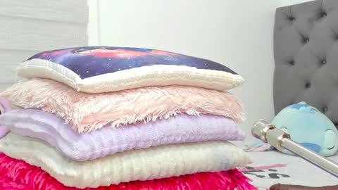 ELIZA online show from April 2026 03:29:01 AM