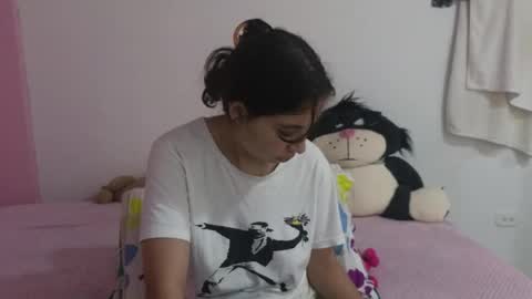 elizabeth online show from April 2026 04:21:02 PM