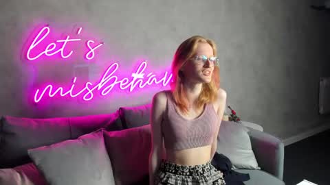 Snapshot of elizabeth_harpper chatting on January 2025 02:10:02 PM Elizabeth online show from January 2025 02:10:02 PM