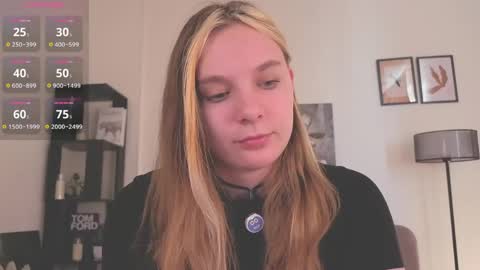 Snapshot of elizabethandersen chatting on June 2026 01:11:01 AM Elizabeth online show from June 2026 01:11:01 AM