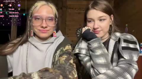 elizabethh_brown online show from July 2026 03:49:01 PM