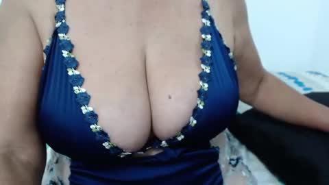 ElizabethMiler online show from May 2026 02:50:01 AM