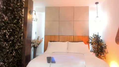   online show from April 2026 01:17:02 PM