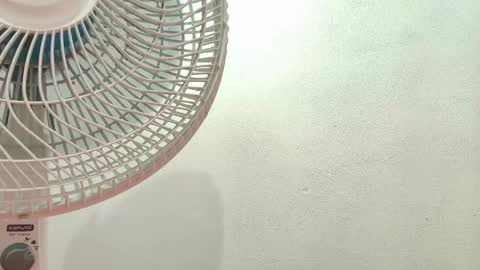 elizabetth_roman online show from April 2026 08:32:01 PM