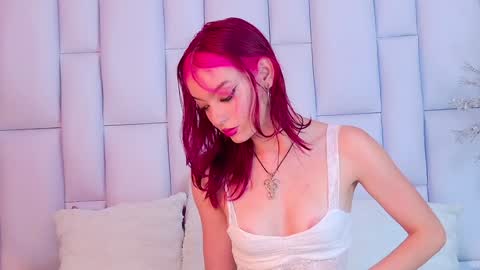 Elizabet online show from January 2025 07:38:01 PM