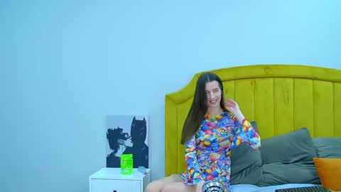 Elizabet online show from January 2025 02:41:01 PM