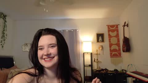 Eliza online show from October 2025 12:05:01 PM