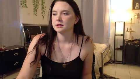 Eliza online show from October 2025 11:33:02 AM