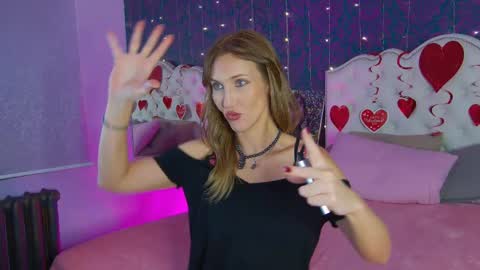 Snapshot of elizamayers chatting on February 2025 08:33:02 PM Linda online show from February 2025 08:33:02 PM