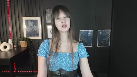 Eliza online show from January 2025 07:40:01 PM