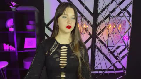 Eliza online show from November 2025 02:16:01 PM