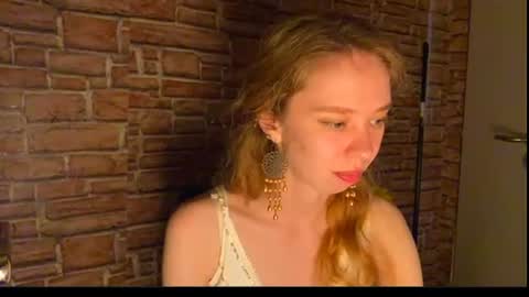 Eliza online show from July 2026 05:45:02 PM