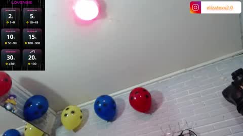 Snapshot of elizatex chatting on June 2026 07:03:02 PM online show from June 2026 07:03:02 PM