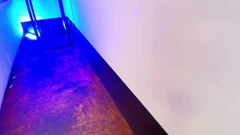 Eliza online show from April 2026 12:31:01 PM