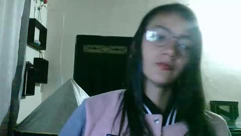 elizka 00 online show from April 2026 03:43:02 AM
