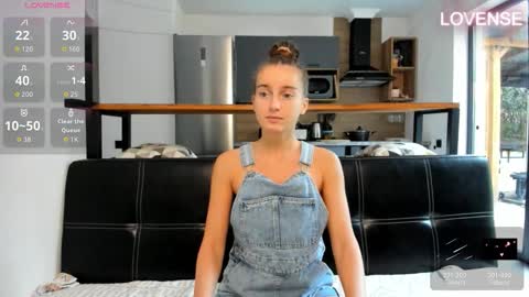 Eliz                               online show from December 2025 08:33:01 AM