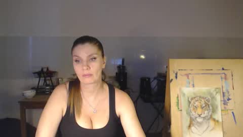 Eliekind online show from February 2025 01:42:01 PM