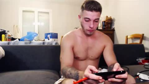 elkafit28 online show from April 2026 09:06:02 PM