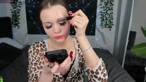 Snapshot of ella_butler chatting on June 2026 09:23:02 AM Ella online show from June 2026 09:23:02 AM