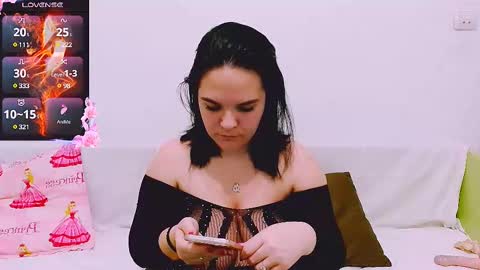 Snapshot of ella_diamonds chatting on March 2025 08:20:02 PM Ella online show from March 2025 08:20:02 PM