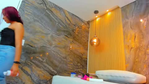 ella harper online show from March 2025 09:43:01 AM