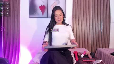 ella rouse online show from September 2025 11:54:02 AM