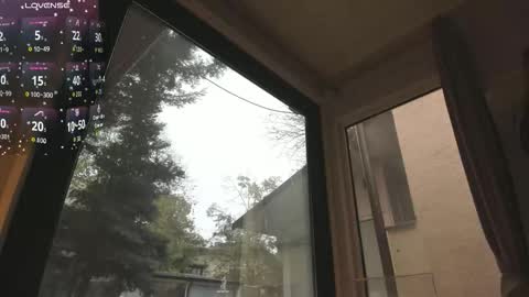 ella_vee online show from November 2025 06:19:01 AM