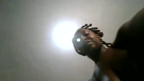 Snapshot of ellah_simone chatting on May 2026 07:19:02 PM ellah-simone online show from May 2026 07:19:02 PM