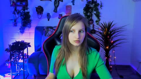 Ella online show from December 2024 03:15:02 PM