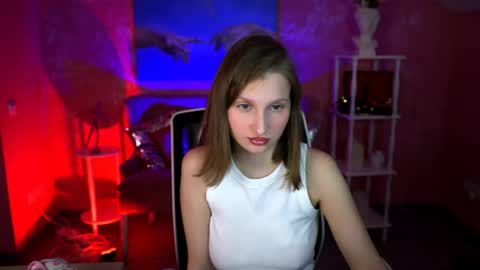 Ella online show from April 2026 02:14:02 PM