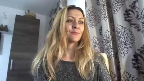            online show from October 2025 07:07:02 AM