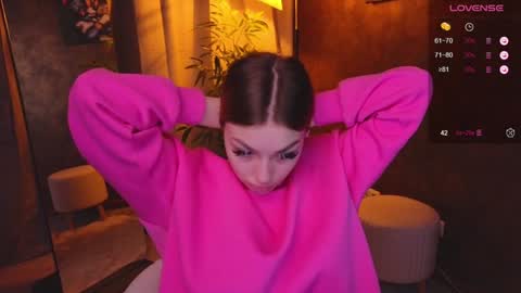 ellamilla online show from January 2025 05:20:01 AM